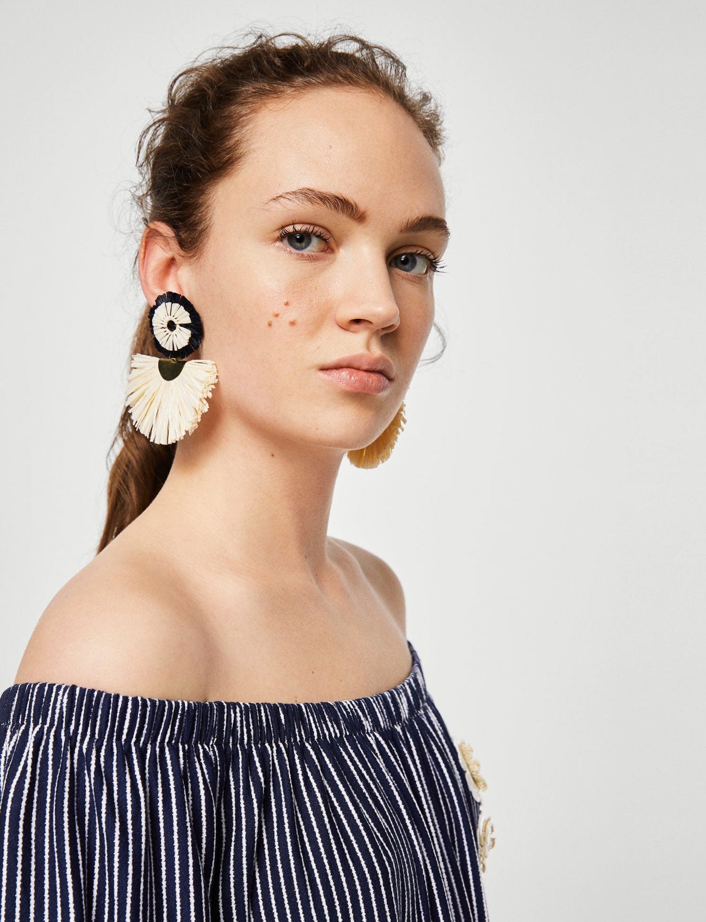 Off-shoulder striped dress - Image 3